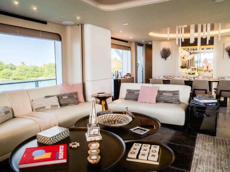 Alquiler de embarcaciones Azimut ALEGRIA enBahamas en Samboat