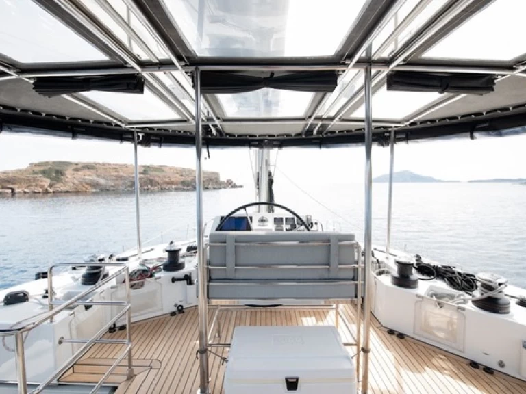 Alquiler de embarcaciones Lagoon Lagoon 560 enNéa Péramos en Samboat