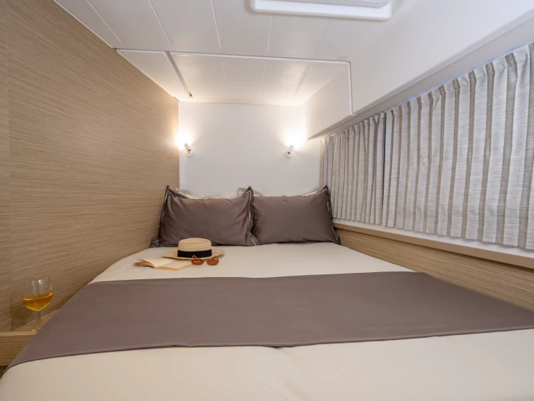 Alquiler de Catamarán, con o sin patrón Lagoon Trogir