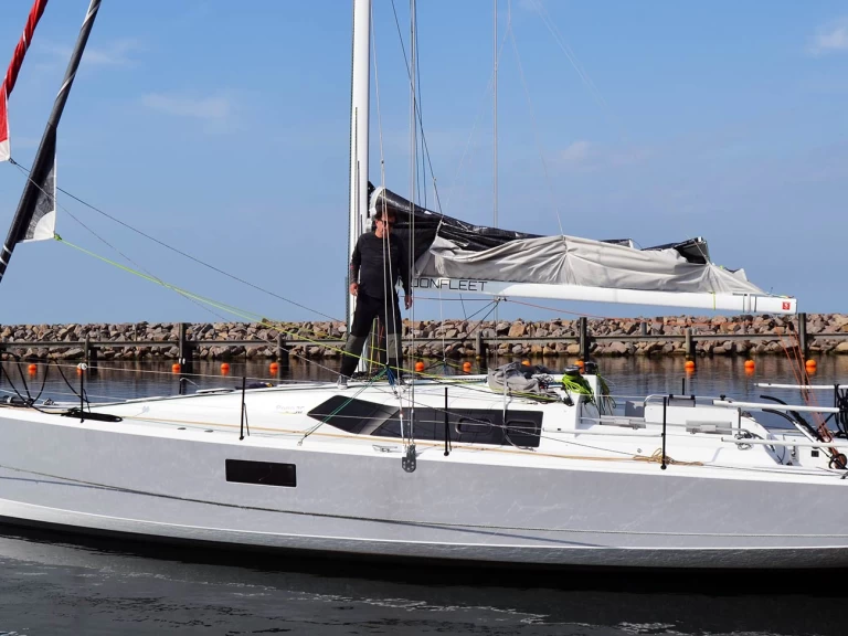 Alquiler de embarcaciones Pogo Structures Pogo 36 enLa Trinité-sur-Mer en Samboat