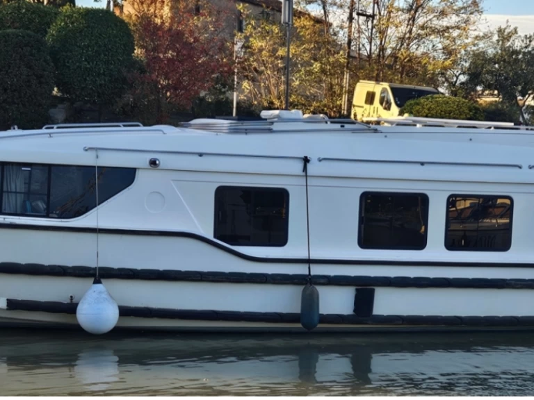 Le Boat Vision 3 de alquiler a Capestang