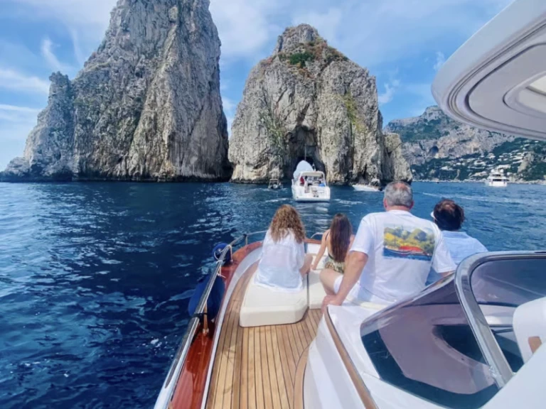 Mimi 9.5 Elite de alquiler a Sorrento