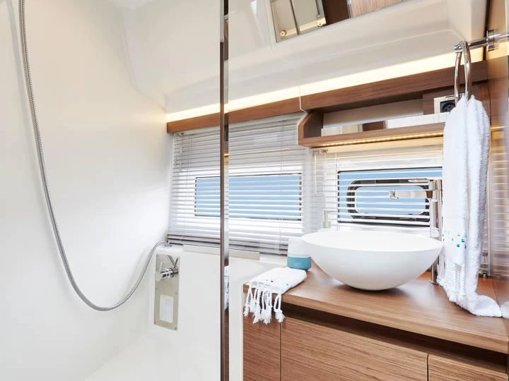 Alquiler de Lancha, con o sin patrón Jeanneau Makarska