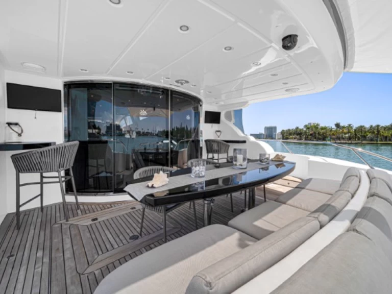 Alquiler de Leopard Leopard 105 en Miami