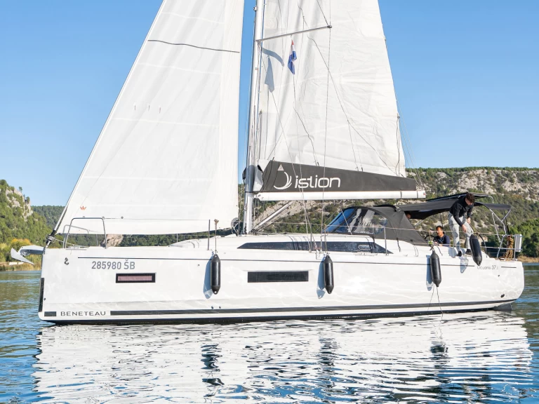 Alquiler Velero en Skradin - Bénéteau Oceanis 37.1