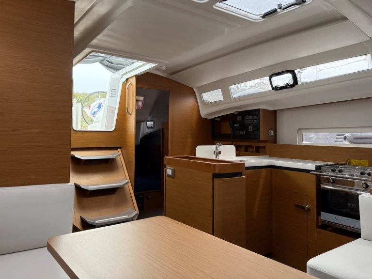 Alquiler Punat - Jeanneau Sun Odyssey 410 en SamBoat