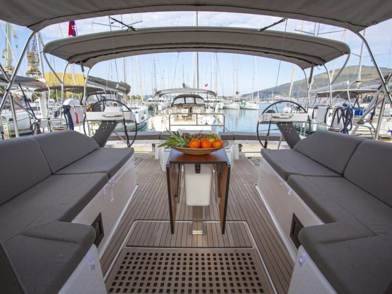 Alquiler de Velero, con o sin patrón Dufour Préveza