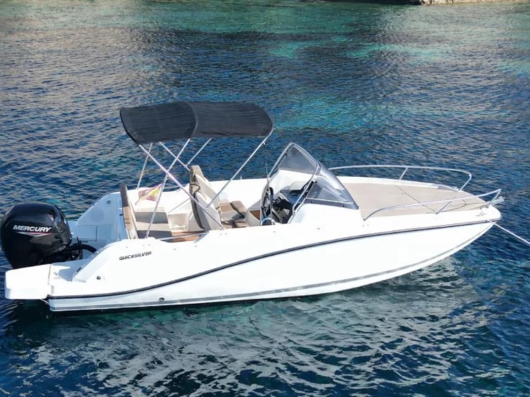 Alquiler Lancha Quicksilver con o sin  título de navegación