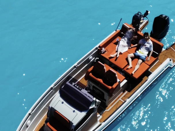 Alquiler de Lancha, con o sin patrón Protagon Zante