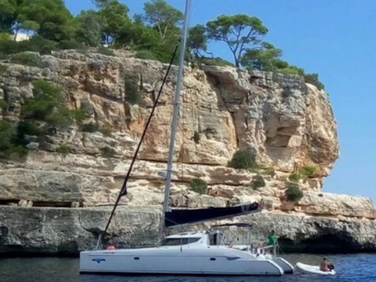 Catamarán para alquilar Cienfuegos al mejor precio