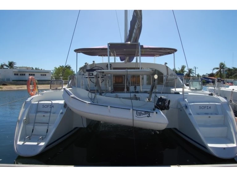 Lagoon Lagoon 410 de alquiler a Cienfuegos