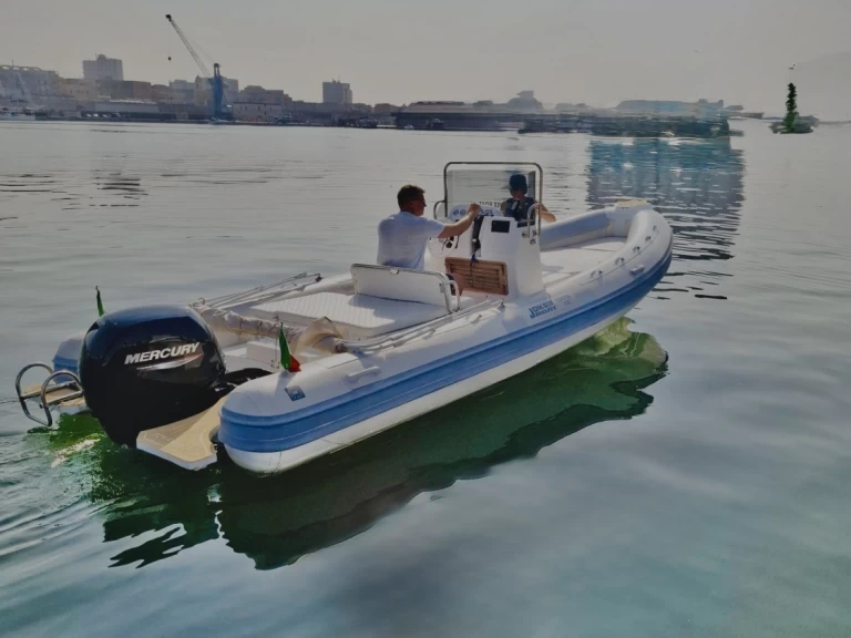 Alquiler de barcos Sorrento barato de Coaster 650