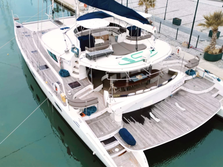 Alquiler de embarcaciones PROUT 72 enMarmaris en Samboat