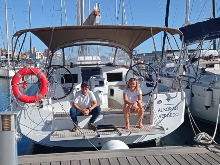 Alquiler de Jeanneau Sun Odyssey 410 en Las Galletas