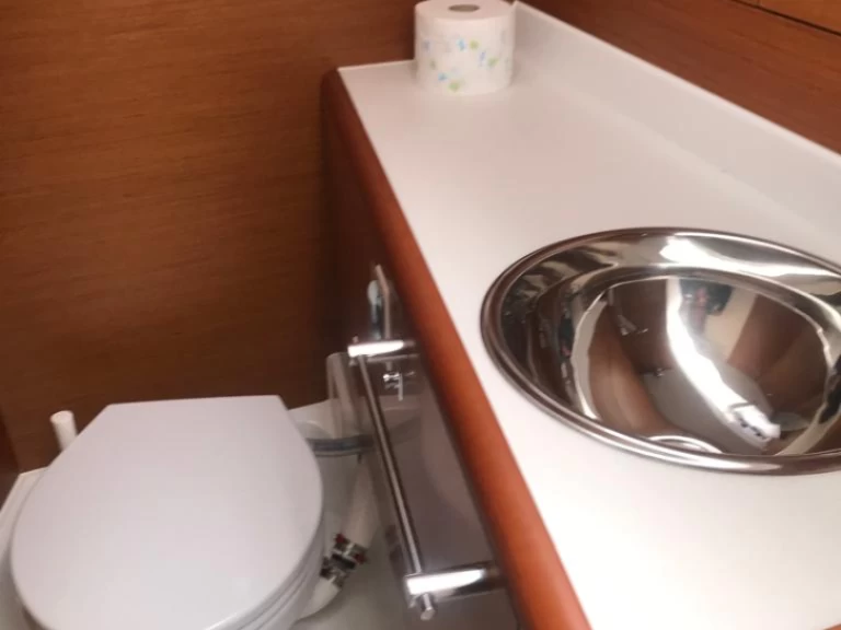 Jeanneau Sun Odyssey 419 de alquiler a Palma de Mallorca