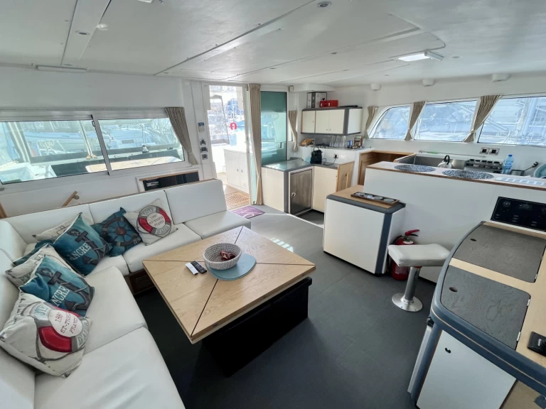 Catamarán para alquilar Palero al mejor precio