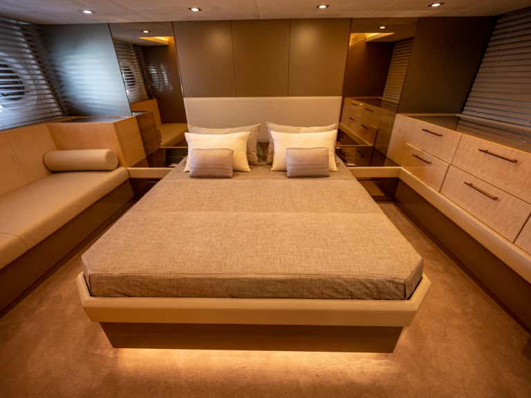 Alquiler Castellammare di Stabia - Bénéteau Monte Carlo Yacht 66 en SamBoat