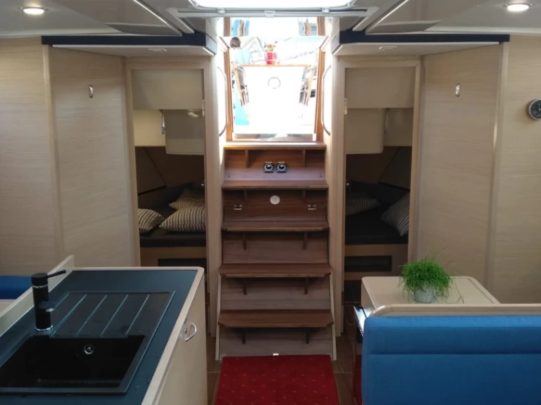 D&D Yacht D&D Kufner 54.2 de alquiler a Punat