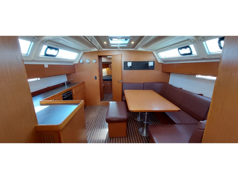 Alquiler de embarcaciones Bavaria Cruiser 46 enOlbia en Samboat