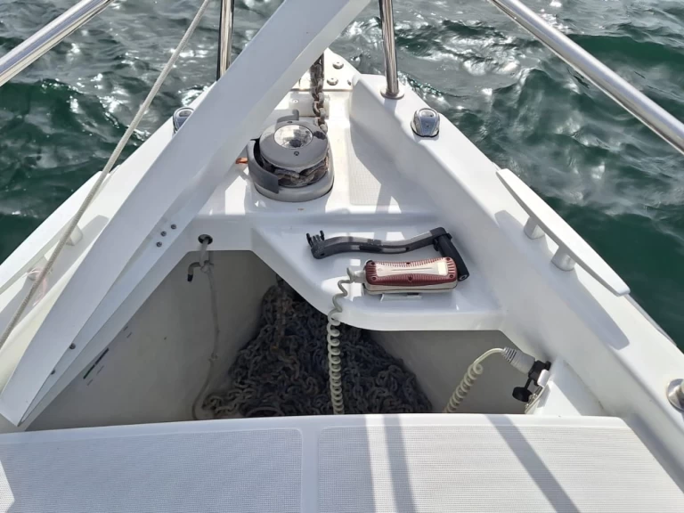 Alquiler Velero Jeanneau con o sin  título de navegación