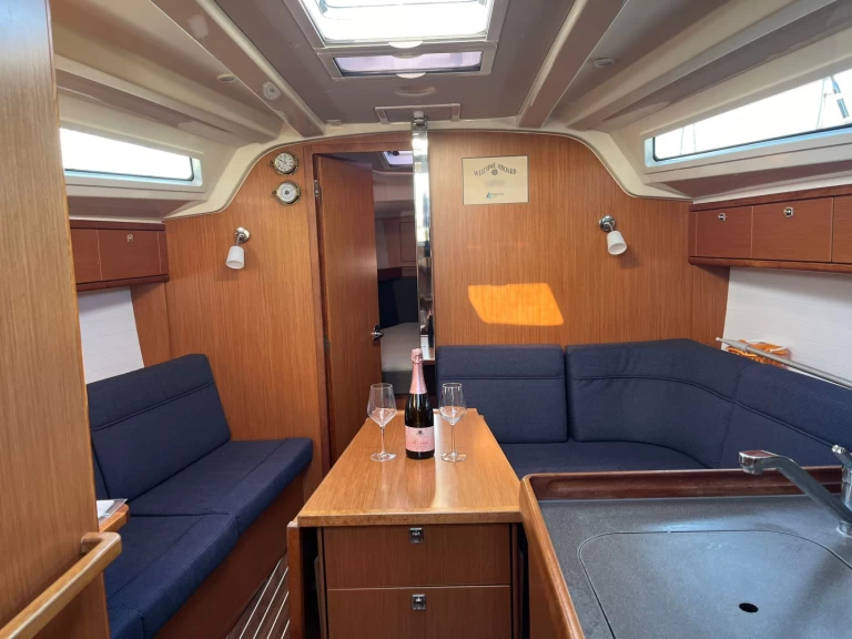 Velero para alquilar Drage al mejor precio