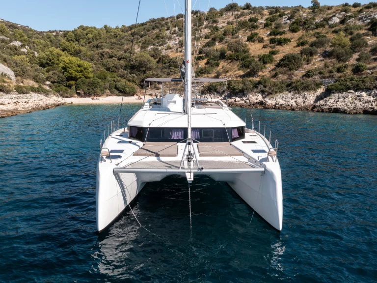 Alquiler de embarcaciones Dufour Dufour Catamarans 48 Sail enSplit en Samboat