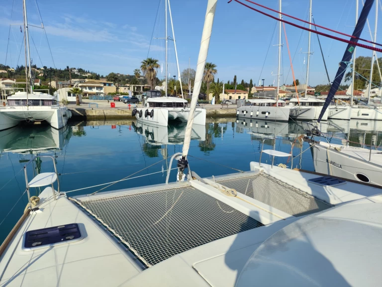 Catamarán para alquilar Empuriabrava al mejor precio