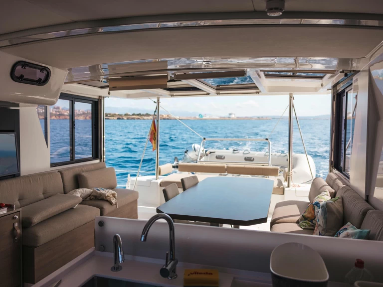 Alquiler Catamarán Bali con o sin  título de navegación