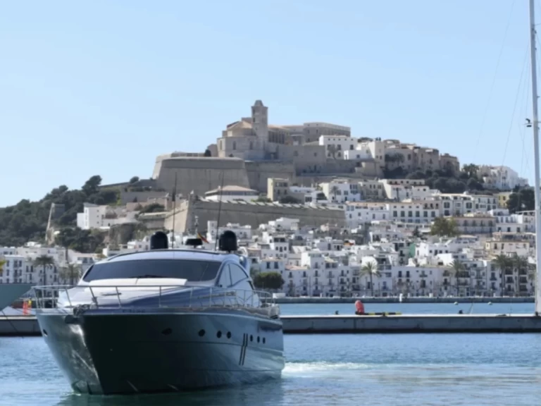 Pershing Pershing 62 de alquiler a Ibiza (Ciudad)