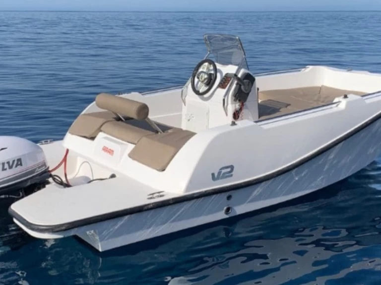 V2 BOATS 5.0 SPORT de alquiler a Torrevieja