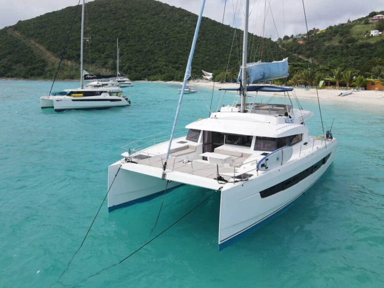 Alquiler de embarcaciones 15 BALI 5.4 AJ enAjaccio en Samboat