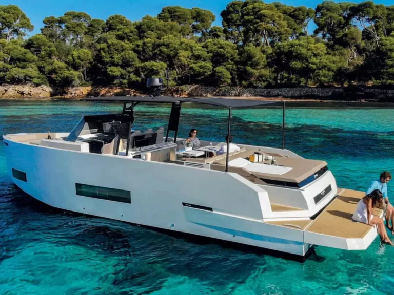 Alquiler de embarcaciones De Antonio D42 enAlyki en Samboat