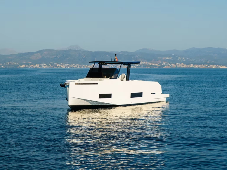 Alquiler Lancha De Antonio con o sin  título de navegación