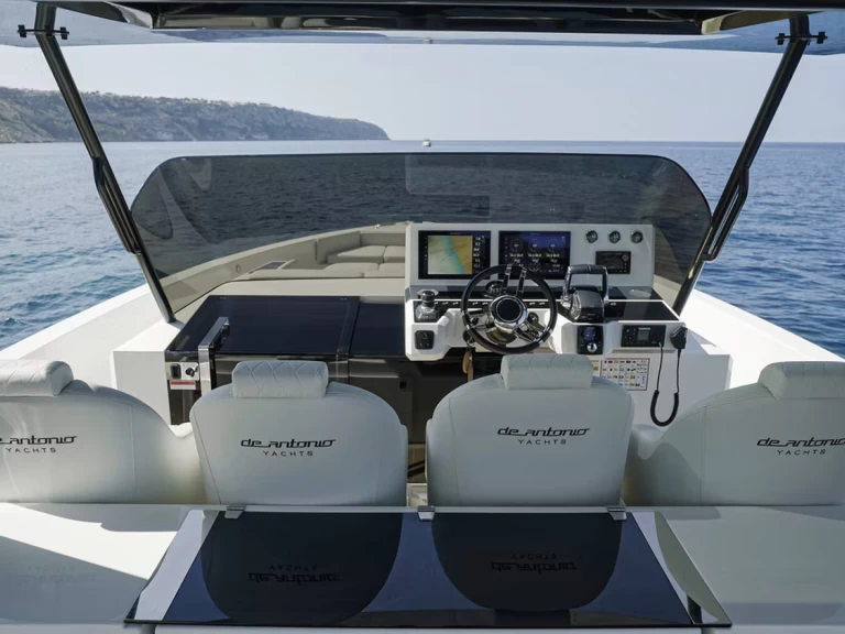 De Antonio D42 de alquiler a Alyki