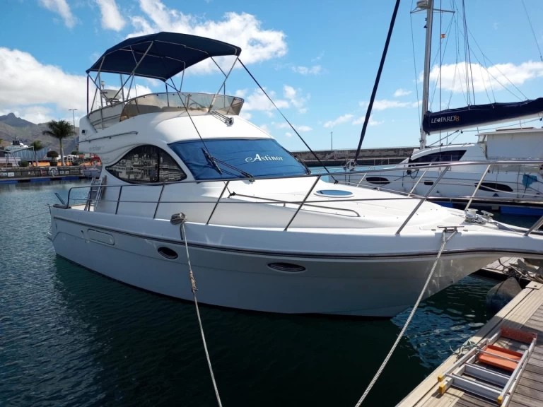 Alquiler de barcos Polignano a Mare barato de 36 fly