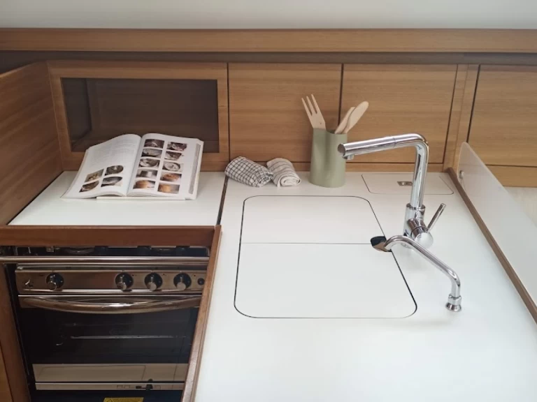 Alquiler de Velero, con o sin patrón Elan Ibiza (Ciudad)