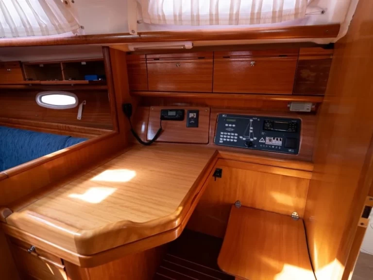 Alquiler de Bavaria Bavaria 38 en Palero