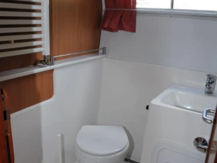 Alquiler de barcos Lübz barato de Tarpon 42 TP