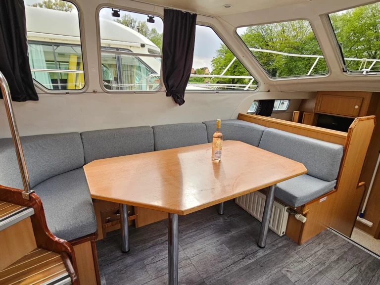 Alquiler de barcos Lübz barato de Tarpon 37 N