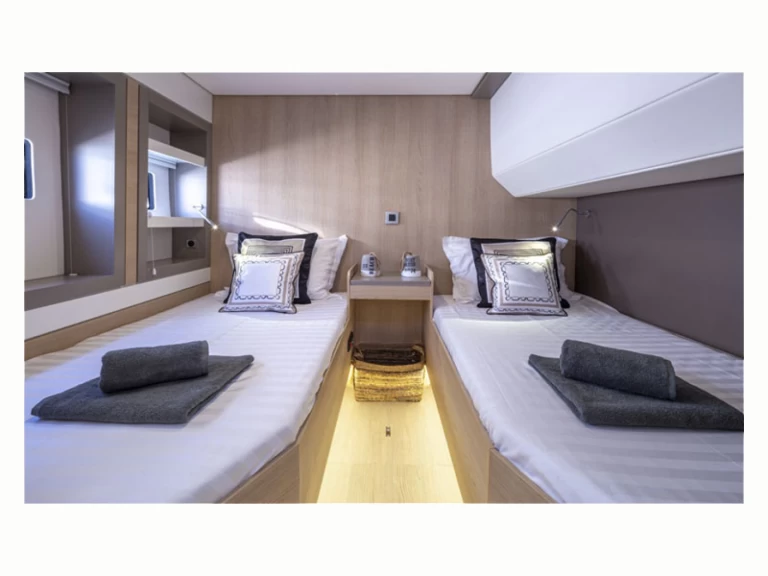 Alquiler de Bali Bali 5.4 en Álimos