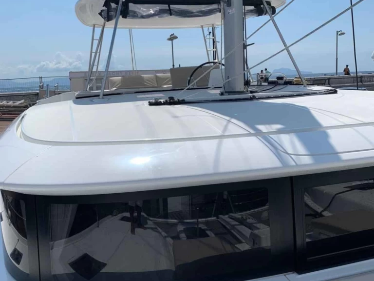 Alquiler de Catamarán, con o sin patrón Lagoon Lefkáda