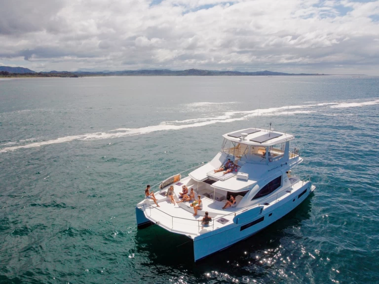 Catamarán para alquilar Bahía Tamarindo al mejor precio