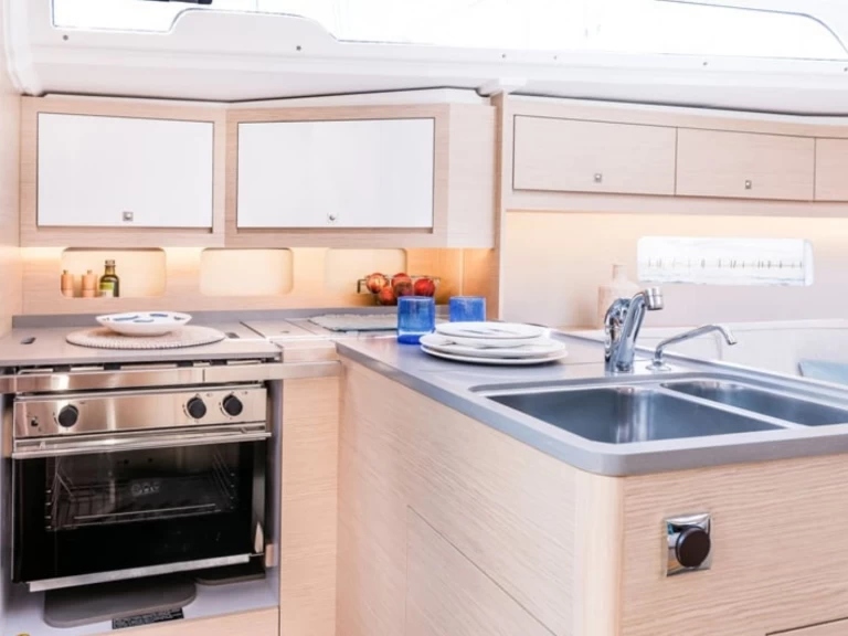 Velero para alquilar Procida al mejor precio