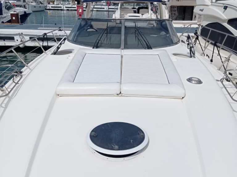 Alquiler de Sunseeker Camargue 51 en España