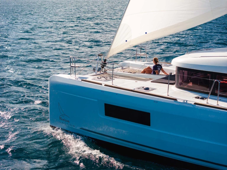 Alquiler de barcos Road Town barato de Lagoon 40