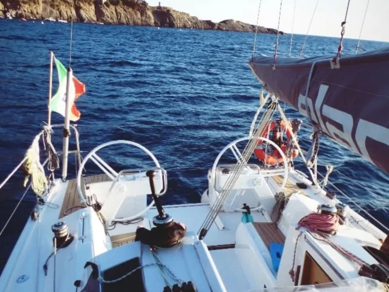 Alquiler de Elan E3 en Porto Antico di Genova