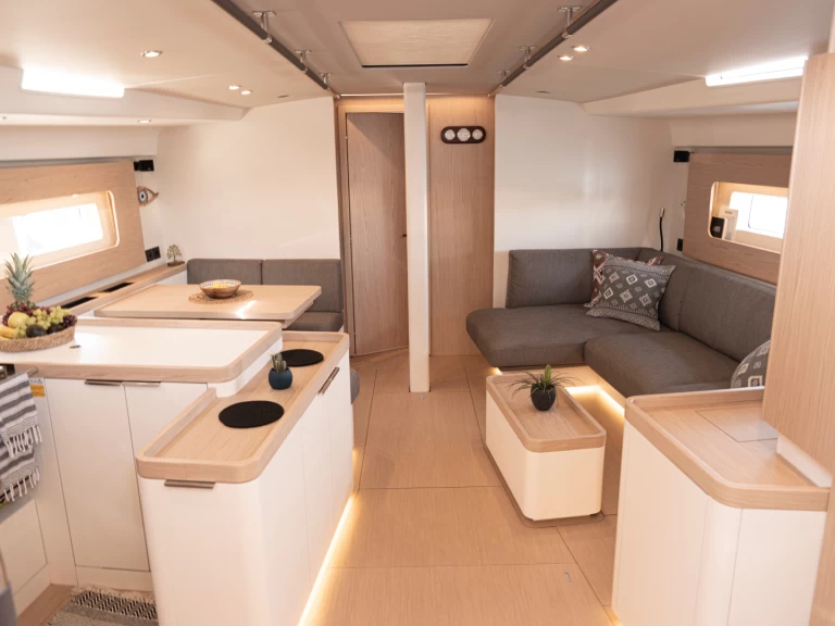 Bénéteau First Yacht 53 de alquiler a Lávrio