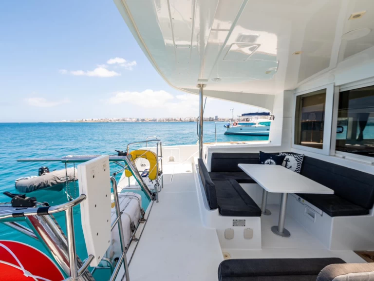 Alquiler Catamarán en Ta' Xbiex - Lagoon Lagoon 39