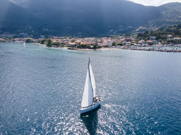 Alquiler Velero Jeanneau con o sin  título de navegación