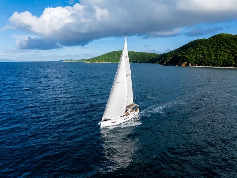 Alquiler Road Town - Jeanneau Sun Odyssey 440 en SamBoat